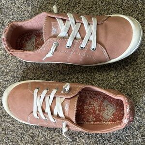 Roxy Pink Sneakers with Floral Insole